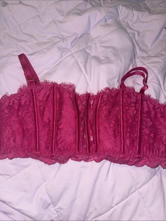 Victoria's Secret Other - NWT Victoria’s Secret Pink Rose Lace Bandeau Bra Large